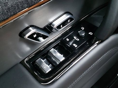 Used 2024 Land Rover Range Rover Sport Dynamic SE image 10