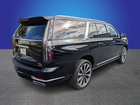 New 2026 Cadillac Escalade Luxury w/ Touring Package AWD/4WD image 5
