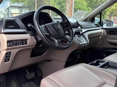 Used 2023 Honda Odyssey EX-L image 14