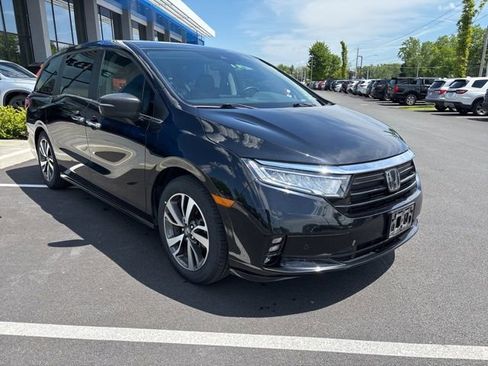 Used 2022 Honda Odyssey Touring image 4