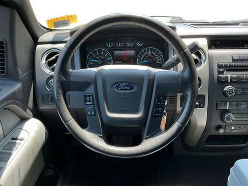 Used 2011 Ford F150 XLT w/ XLT Chrome Pkg AWD/4WD image 13