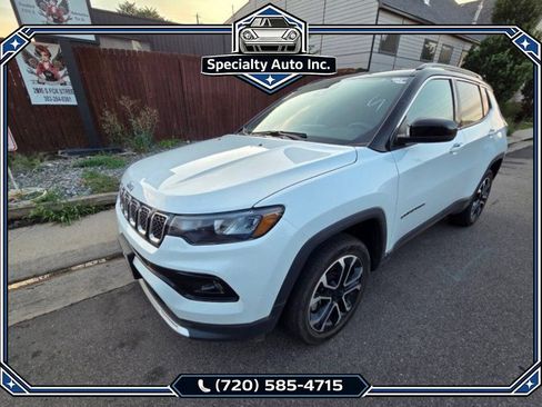 Used 2023 Jeep Compass Limited AWD/4WD image 1