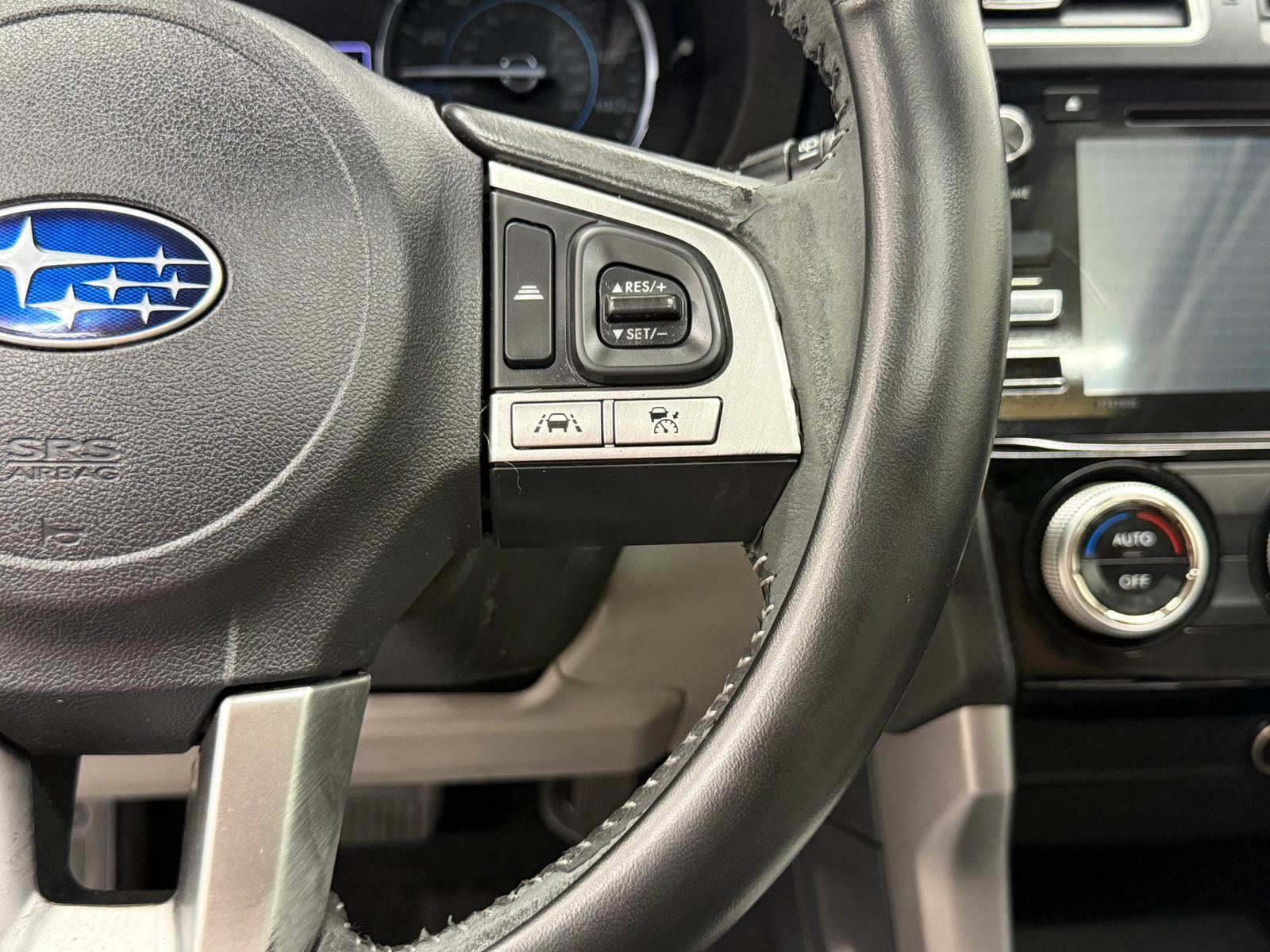 Used 2017 Subaru Forester 2.5i Limited AWD/4WD image 30