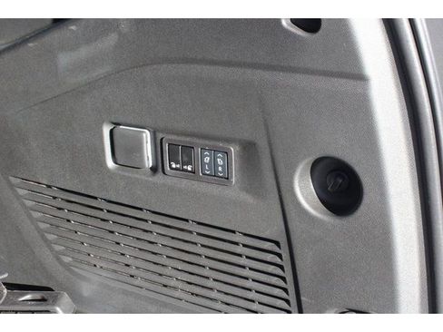 New 2026 GMC Yukon XL Elevation w/ LPO, Floor Liner Package AWD/4WD image 52