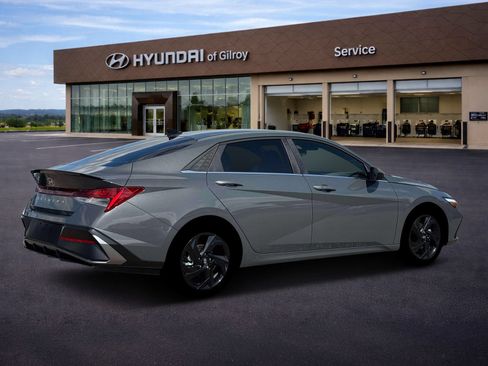 New 2026 Hyundai Elantra SEL Sport Premium FWD image 8