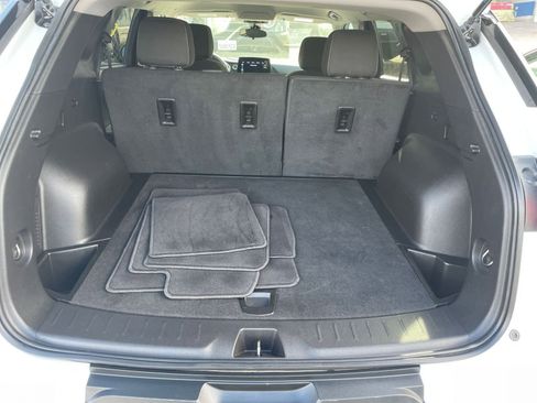 Used 2025 Chevrolet Blazer LT image 31