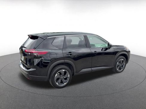 Used 2025 Nissan Rogue SV FWD image 15