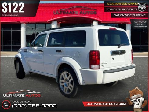 Used 2007 Dodge Nitro R/T RWD image 4