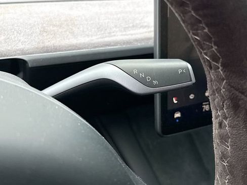 Used 2024 Tesla Model Y Long Range image 16