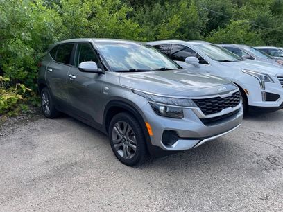 Used 2023 Kia Seltos LX