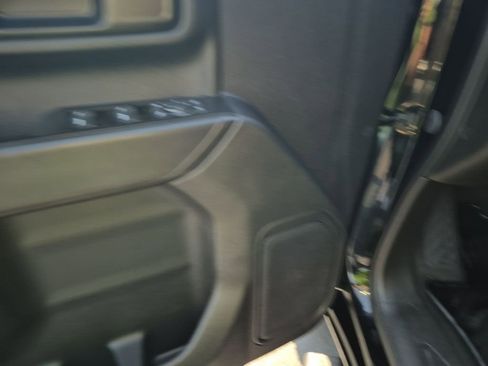 Used 2021 Chevrolet Silverado 2500 Custom w/ Custom Value Package AWD/4WD image 20