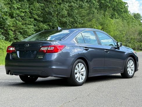 Used 2017 Subaru Legacy 2.5i Premium AWD/4WD image 3