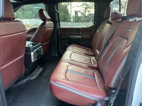 Used 2019 Ford F150 Platinum w/ Equipment Group 701A Luxury image 16