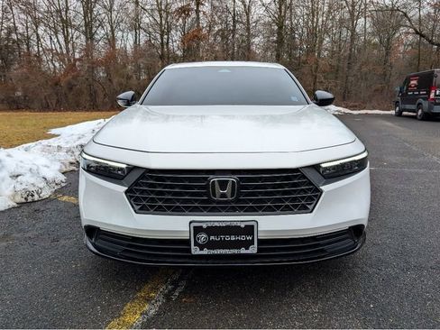 Used 2024 Honda Accord Sport image 2