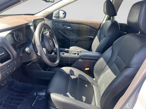 Used 2023 Nissan Rogue SL w/ SL Premium Package AWD/4WD image 10