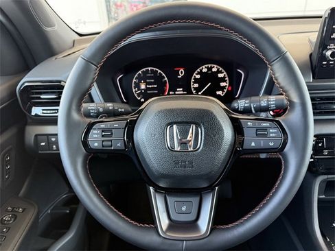 New 2025 Honda Pilot TrailSport image 15