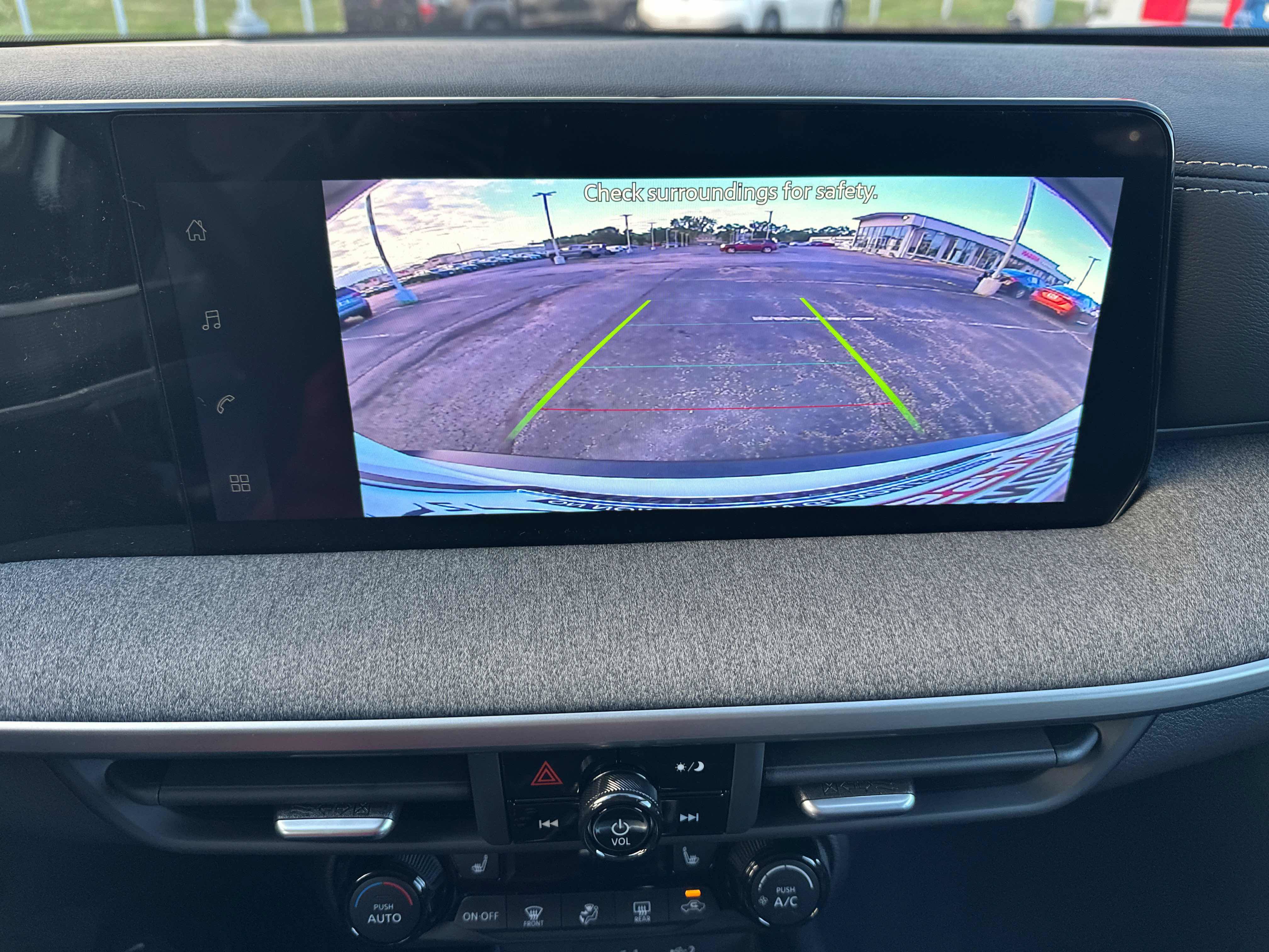 New 2027 Nissan Kicks SV AWD/4WD image 33
