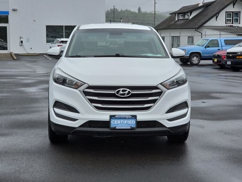 Used 2018 Hyundai Tucson SE AWD/4WD image 3