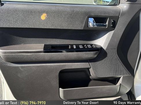 Used 2008 Ford Escape Limited image 18