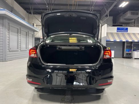 Used 2019 Hyundai Elantra Value Edition FWD image 9
