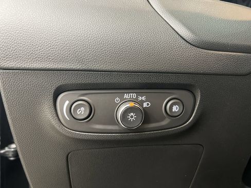 Used 2023 Buick Encore GX Select w/ Experience Buick Package FWD image 17