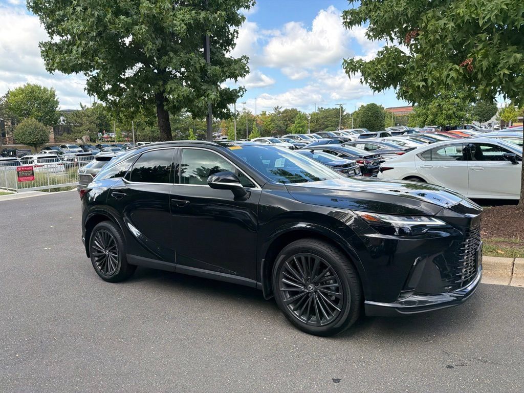 Certified 2024 Lexus RX 350 Premium w/ Kick Sensor & Tow Package AWD/4WD image 7