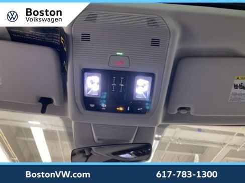 New 2026 Volkswagen Tiguan SE image 25