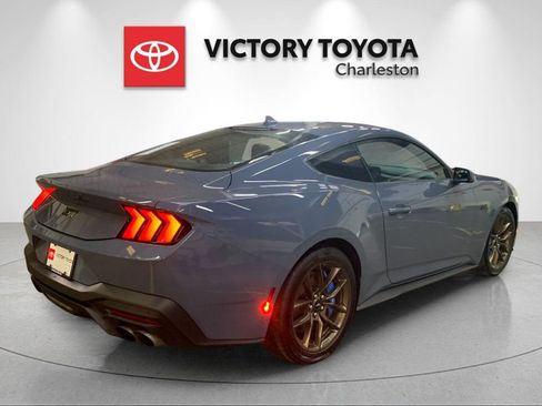 Used 2024 Ford Mustang GT Premium image 7