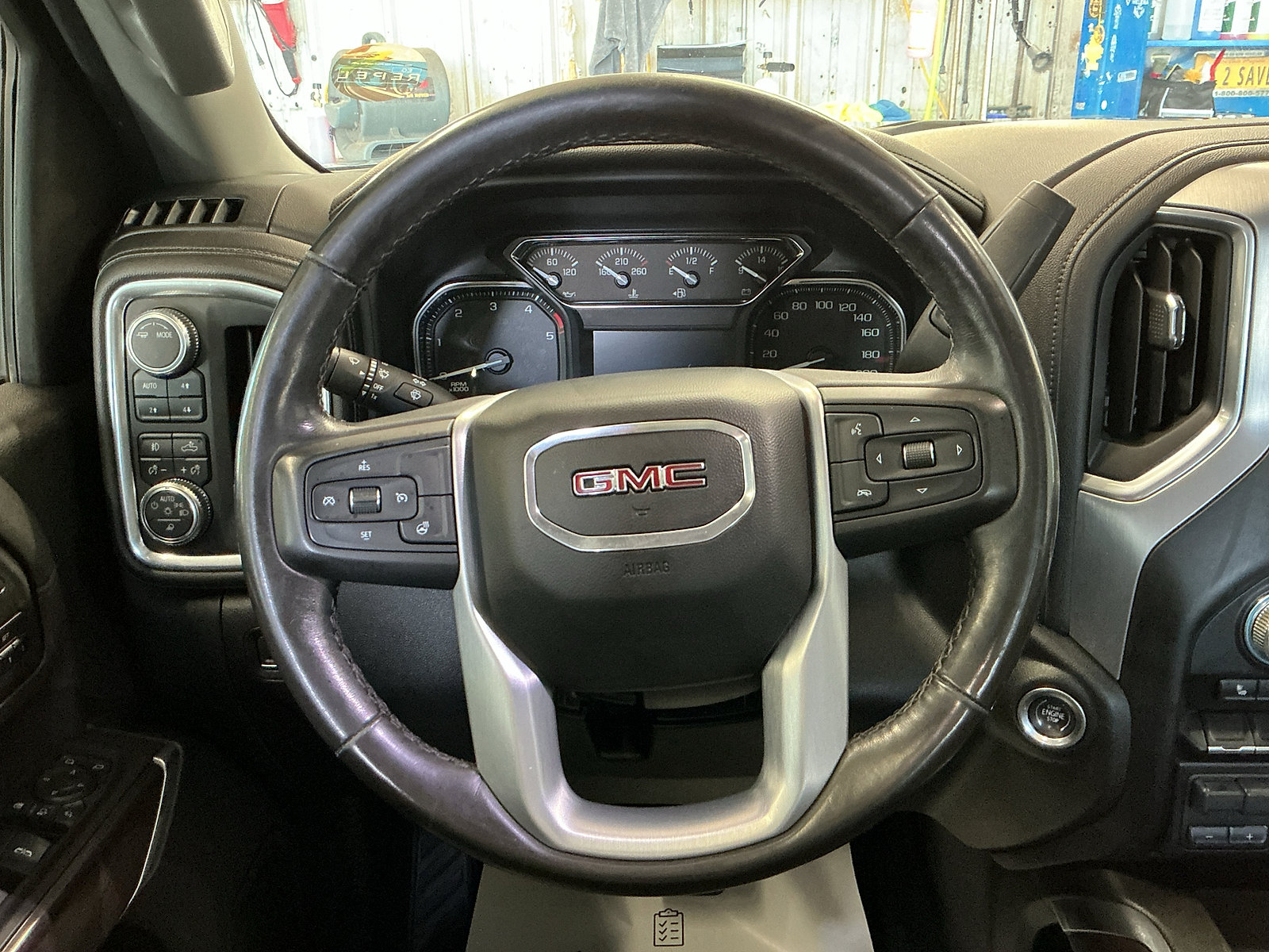 Used 2022 GMC Sierra 2500 SLT w/ SLT Convenience Package AWD/4WD image 12
