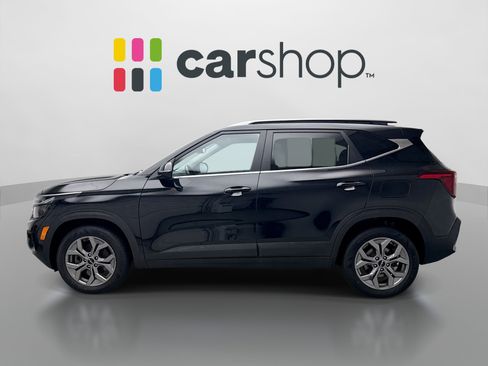 Used 2024 Kia Seltos S AWD/4WD image 2