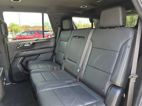 Used 2025 Chevrolet Tahoe LT AWD/4WD image 21
