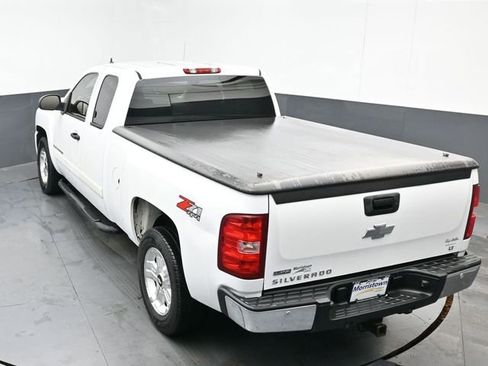 Used 2007 Chevrolet Silverado 1500 LT w/ 2LT Audio Package AWD/4WD image 27