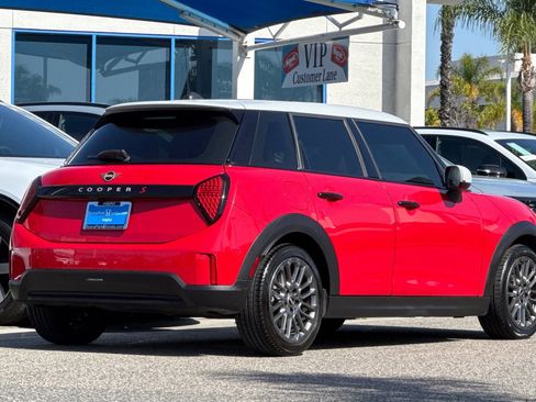 Used 2025 MINI Cooper S FWD image 8