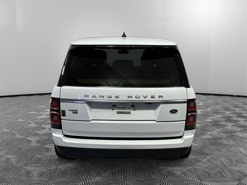Used 2020 Land Rover Range Rover HSE image 4