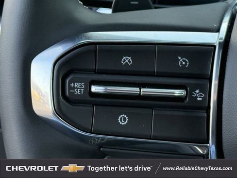 Certified 2025 GMC Acadia Denali image 14