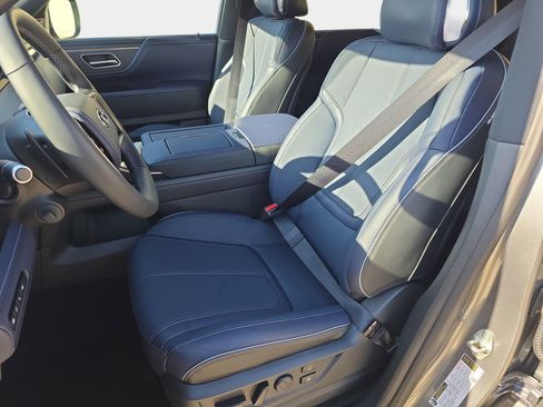 New 2026 INFINITI QX80 4WD w/ Sport Exterior Package image 15