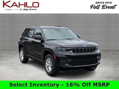 New 2025 Jeep Grand Cherokee Laredo X w/ Luxury Tech Group I