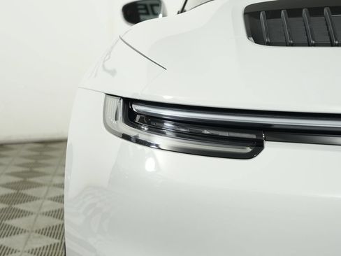 Certified 2024 Porsche 911 Targa 4 GTS AWD/4WD image 18