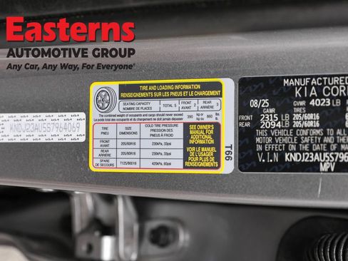Used 2025 Kia Soul LX w/ LX Technology Package FWD image 34