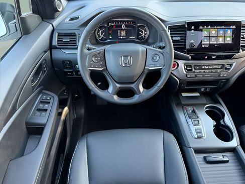 Used 2023 Honda Passport EX-L image 10