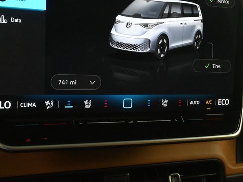 Used 2025 Volkswagen ID. Buzz Pro S Plus RWD image 23