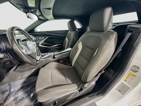 Used 2019 Chevrolet Camaro LT RWD image 22