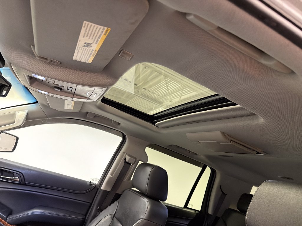Used 2018 Chevrolet Tahoe Premier RWD image 29
