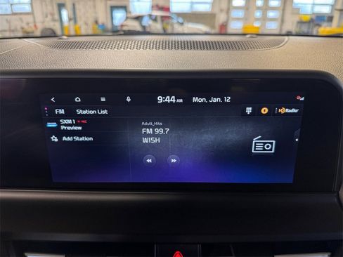 Certified 2024 Kia Seltos EX image 17