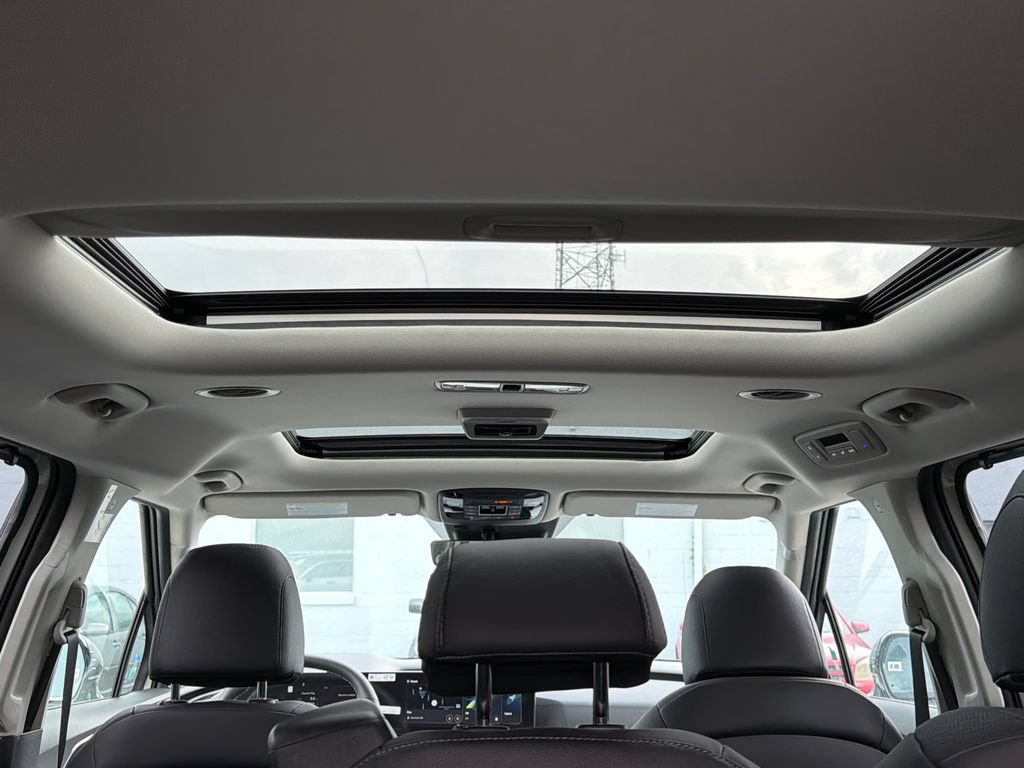 New 2027 Kia Carnival SX Prestige FWD image 8