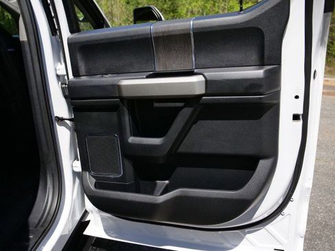 Used 2021 Ford F250 Lariat w/ Lariat Value Package image 41