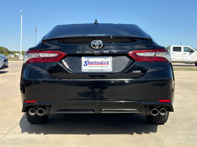 Used 2019 Toyota Camry XSE FWD image 7