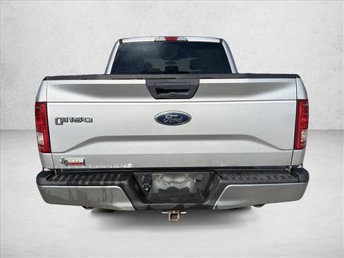 Used 2017 Ford F150 XLT RWD image 4