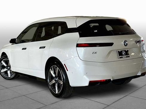 Used 2026 BMW iX xDrive45 image 12