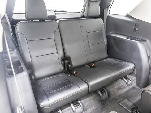 Used 2019 Chevrolet Traverse Premier w/ Redline Edition FWD image 35